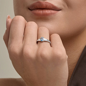 Кольцо SOKOLOV - Серебро 925, Топаз, Фианит (арт. 92014882)