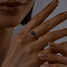 Кольцо SOKOLOV - Серебро 925, Синтетический сапфир , Фианит (арт. 88010074)